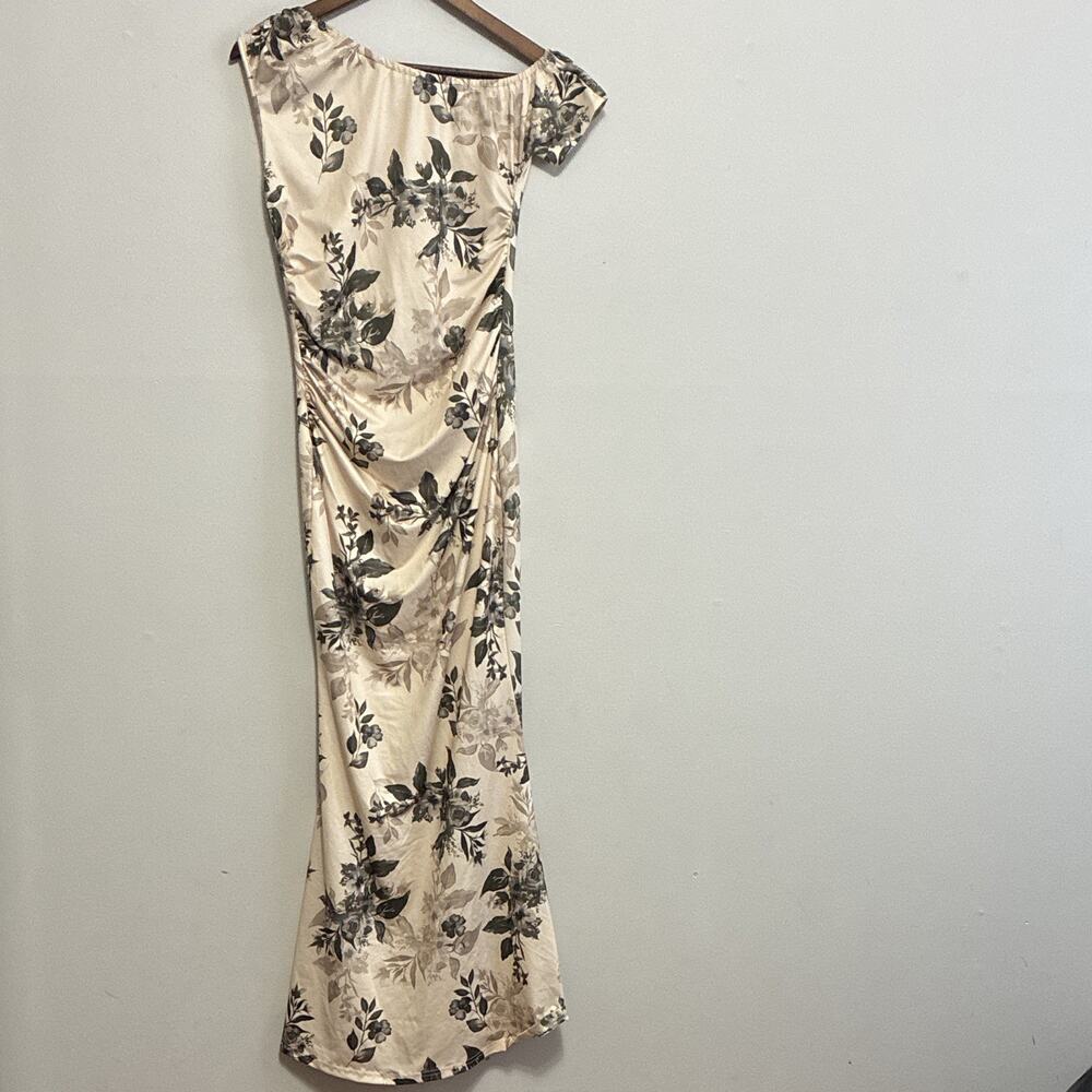 SHEIN Women's Off Shoulder Floral Ruched Maxi Dress Beige Green Size 4 *Flaw